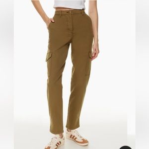 Aritzia Wilfred Free Modern Cargo Pants